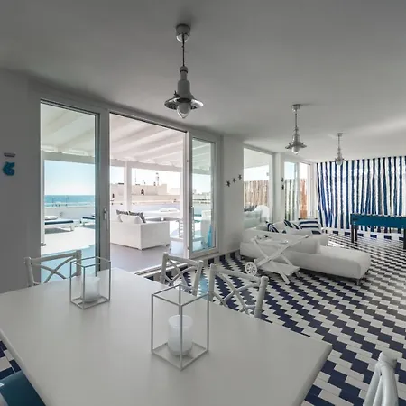 Casa Del Faro Apartment *